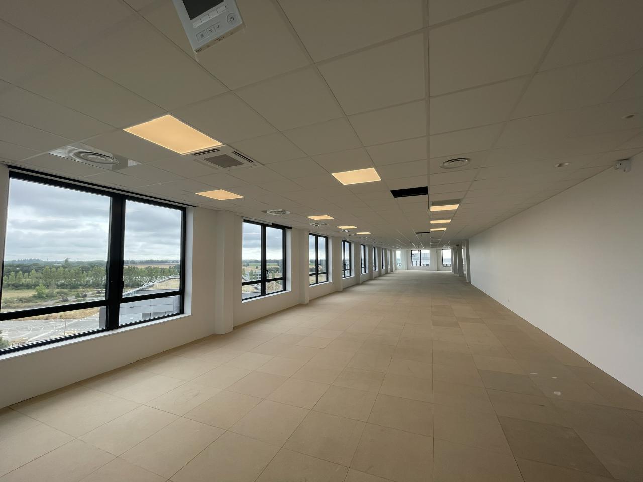 Bureau Cesson-Sévigné 3726m² Location bureau Cesson-Sévigné Ille-et-Vilaine OLBUR2310035 3